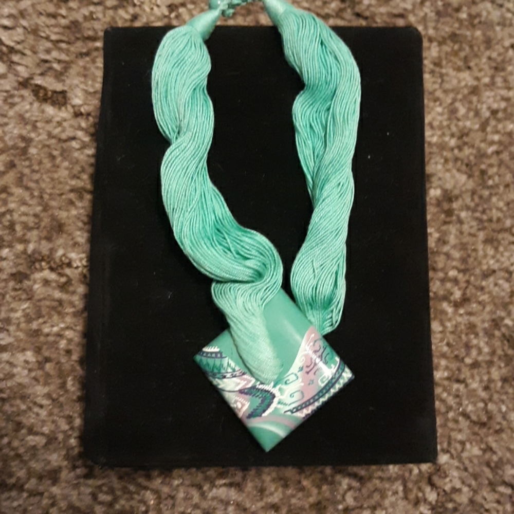 Austin collection necklaces - Picture 4 of 4